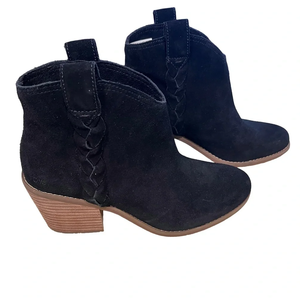 NEW TOMS Womens Size 8 Constance Braided Black Suede Western Ankle Boot Pull On